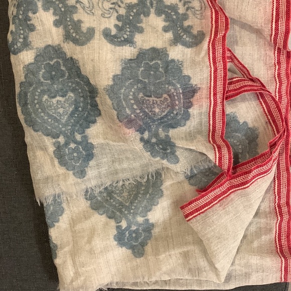 Scarf/pashmina - Picture 4 of 10